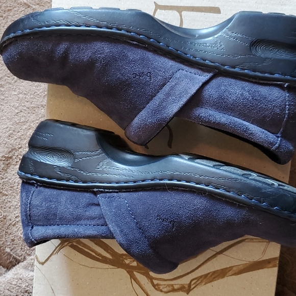 B.O.C. blue suede sz 9 slip ons - Picture 5 of 7